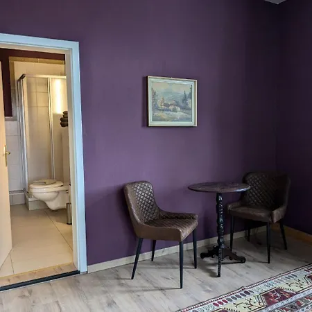 Schlosspension Pensión