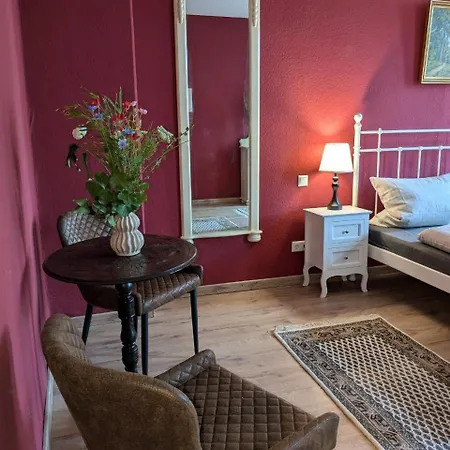 Schlosspension 3* Hummelshain