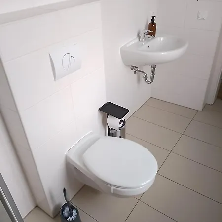 Schlosspension 3* Hummelshain