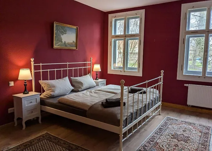 게스트하우스 Schlosspension 3*