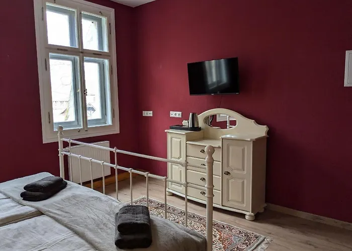 Schlosspension 게스트하우스 3*